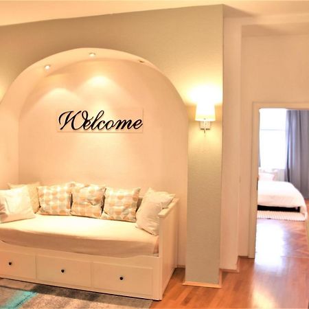 Spacious Apartment In The Heart Of インスブルック エクステリア 写真